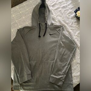 Nike pullover hoodie